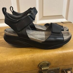 MBT Black Sandals with Adjustable Straps and Rubber Sole